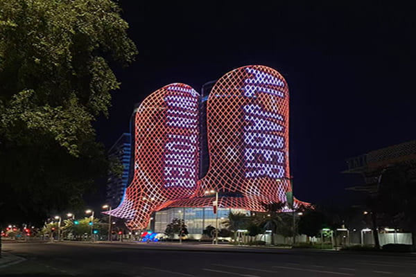 DMX controlled building facade lighting